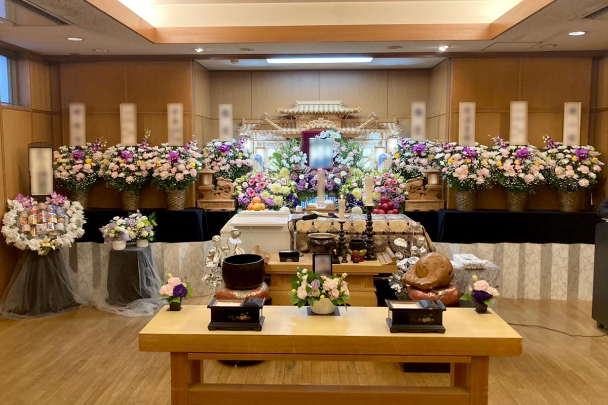 瑞穂斎場での葬儀風景